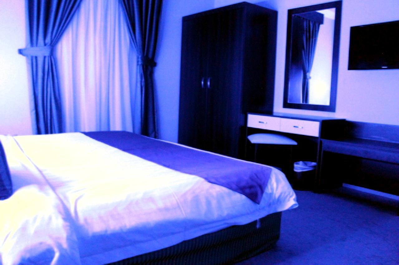 Blue Night Hotel Джедда Экстерьер фото
