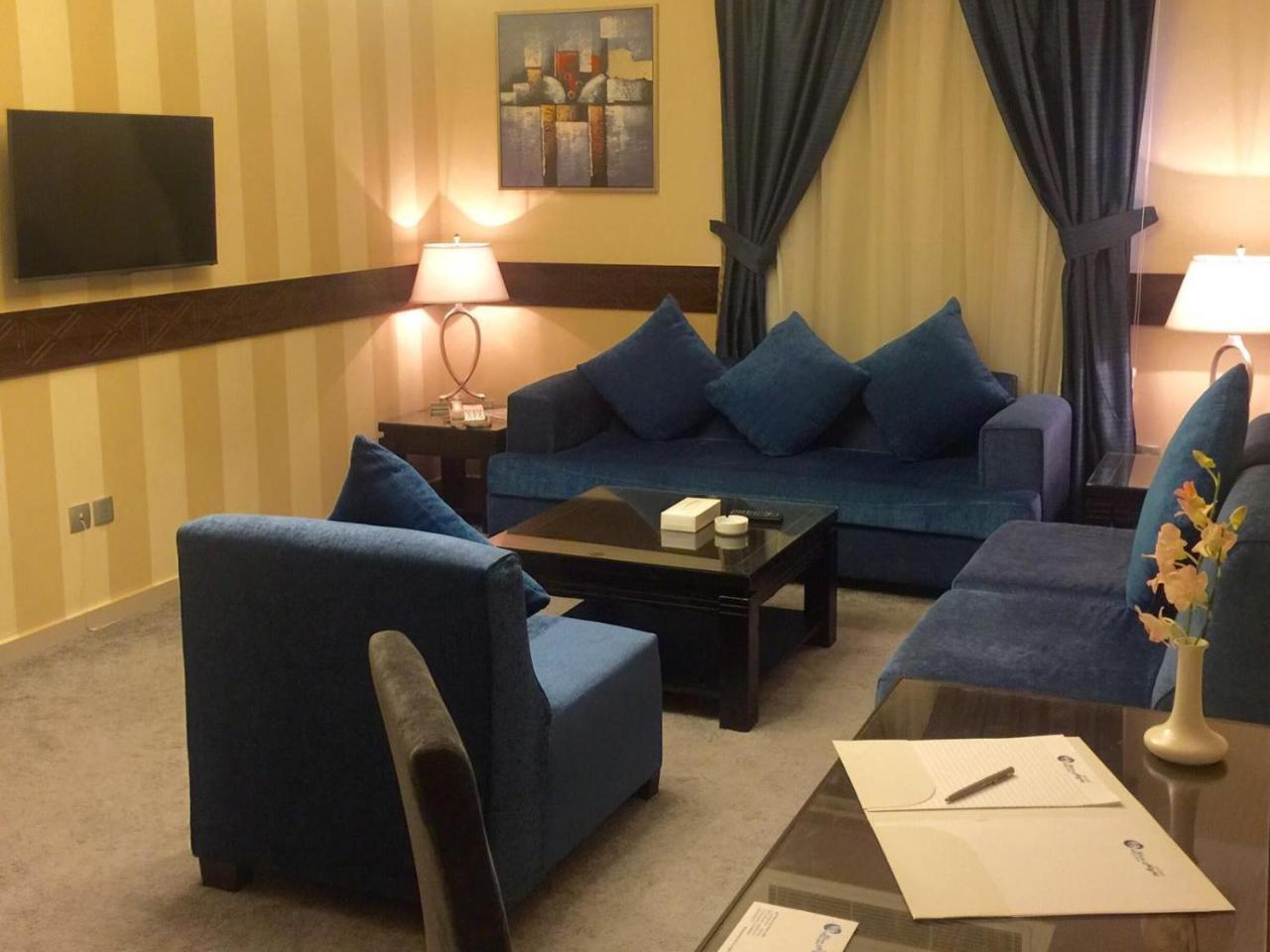 Blue Night Hotel Джедда Экстерьер фото